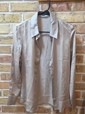 Ravella 100%silk Taupe Button-Up Blouse